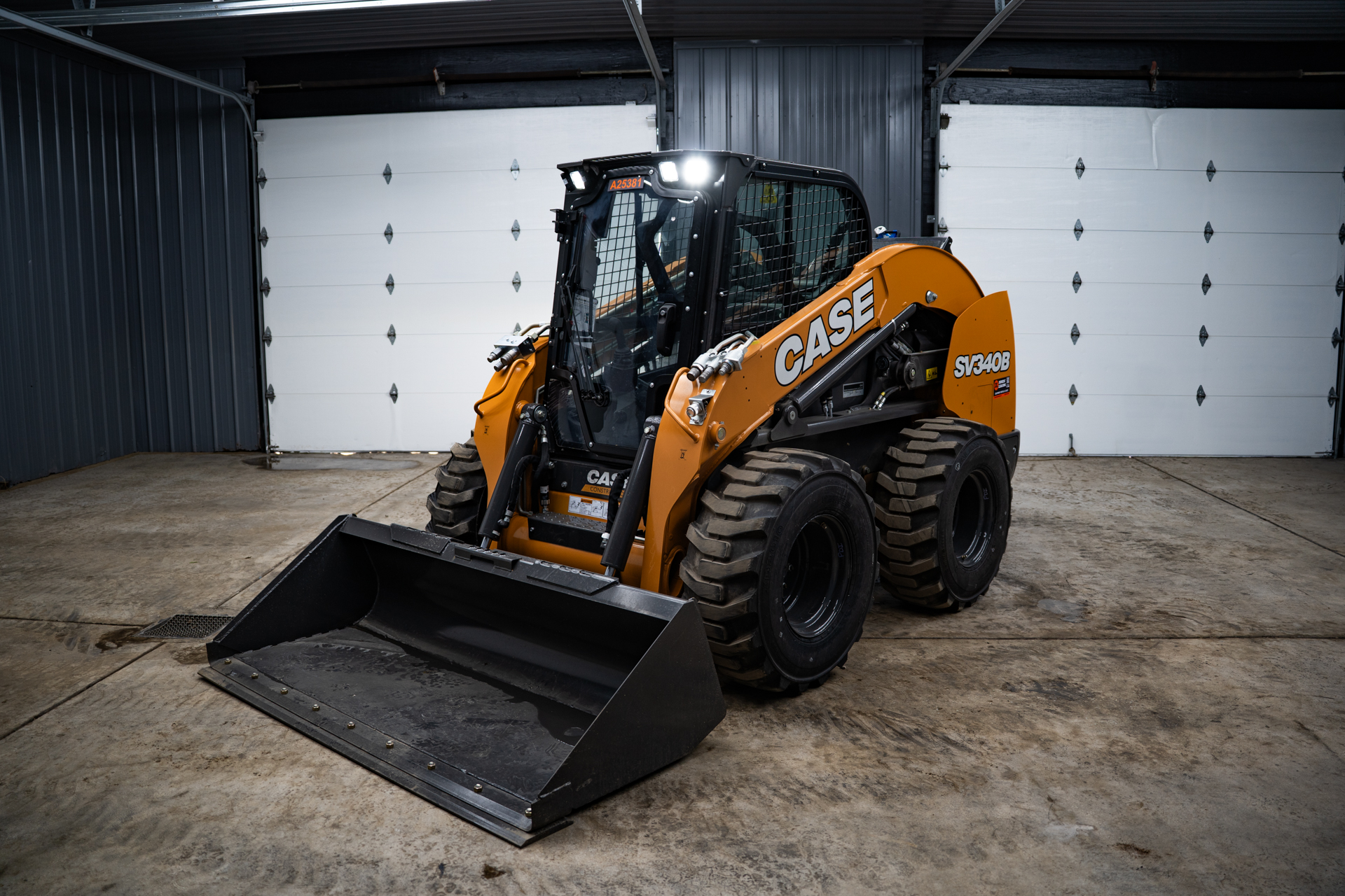 2025 CASE SV340B HF CASE SV340B HF #1