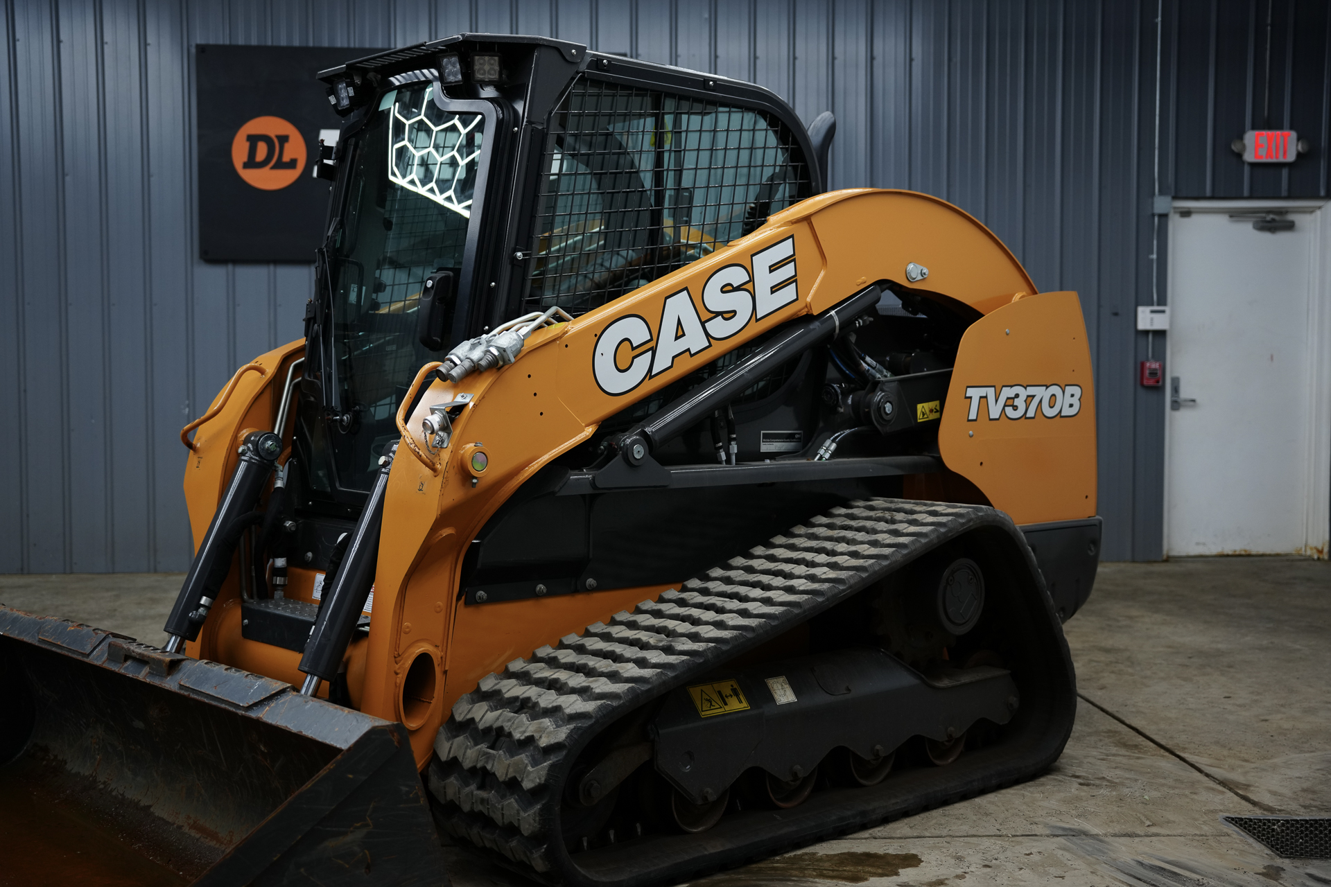 CASE TV370B #2