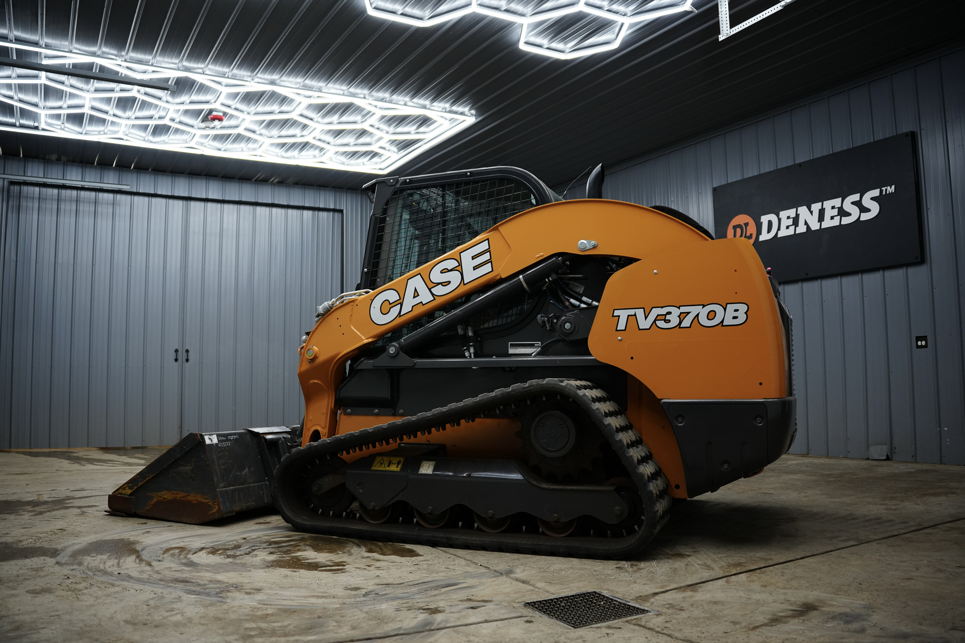 CASE TV370B #4